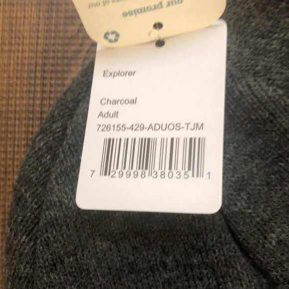 Turtlefur Hat - Picture 8 of 8